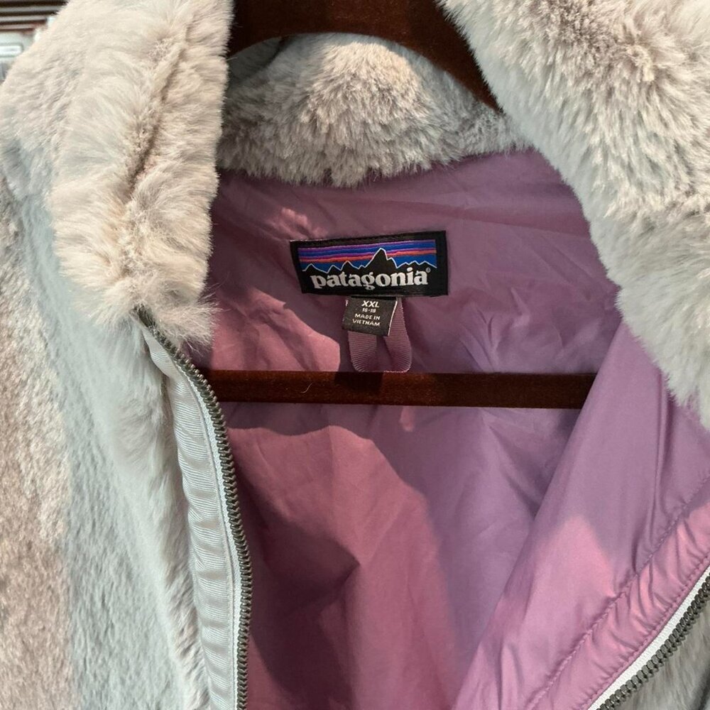 Patagonia Lunar Frost Jacket Faux Fur Soft Full Zip - Picture 3 of 4